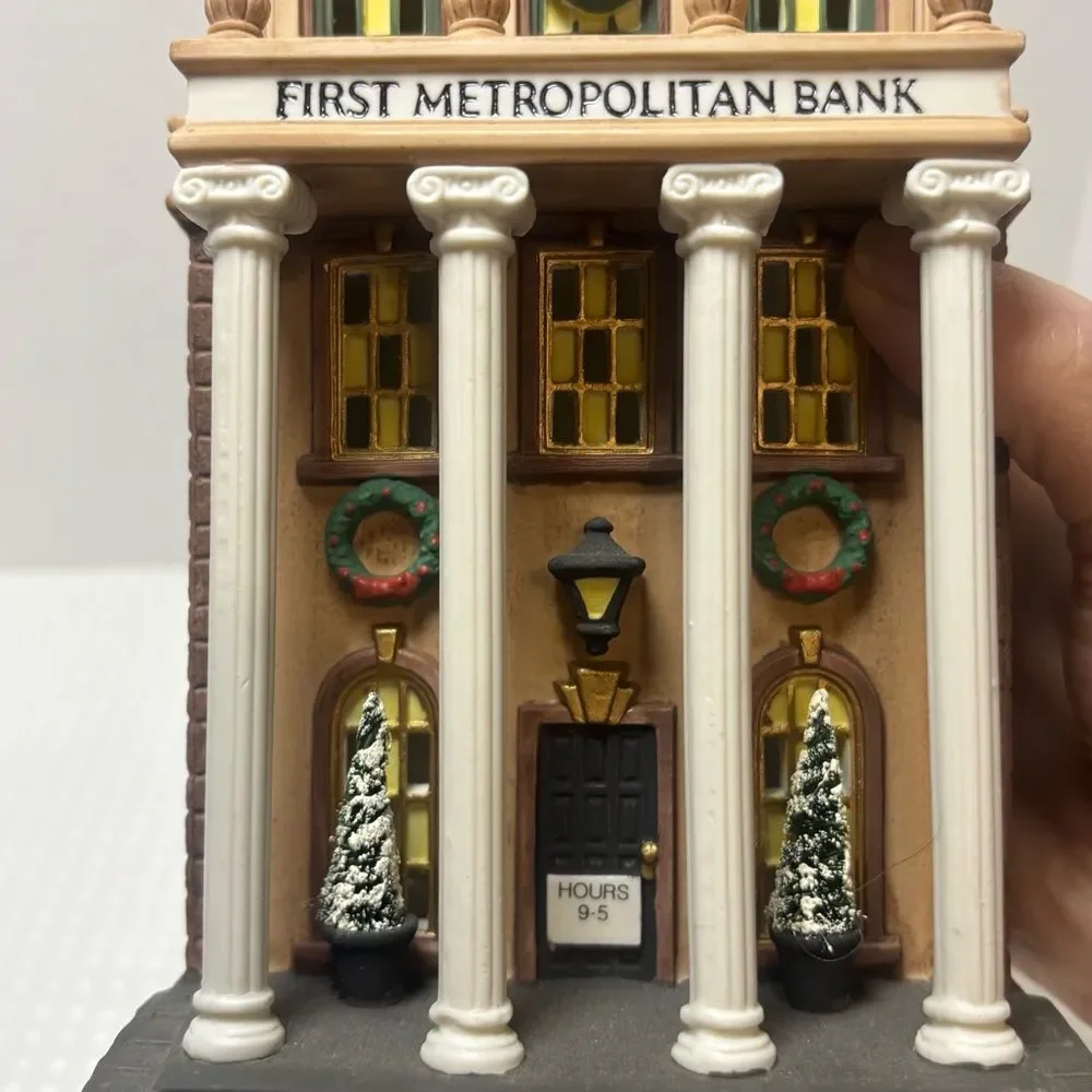 Dept 56 First Metropolitan Bank Christmas in the City Collection #5882-3   1994